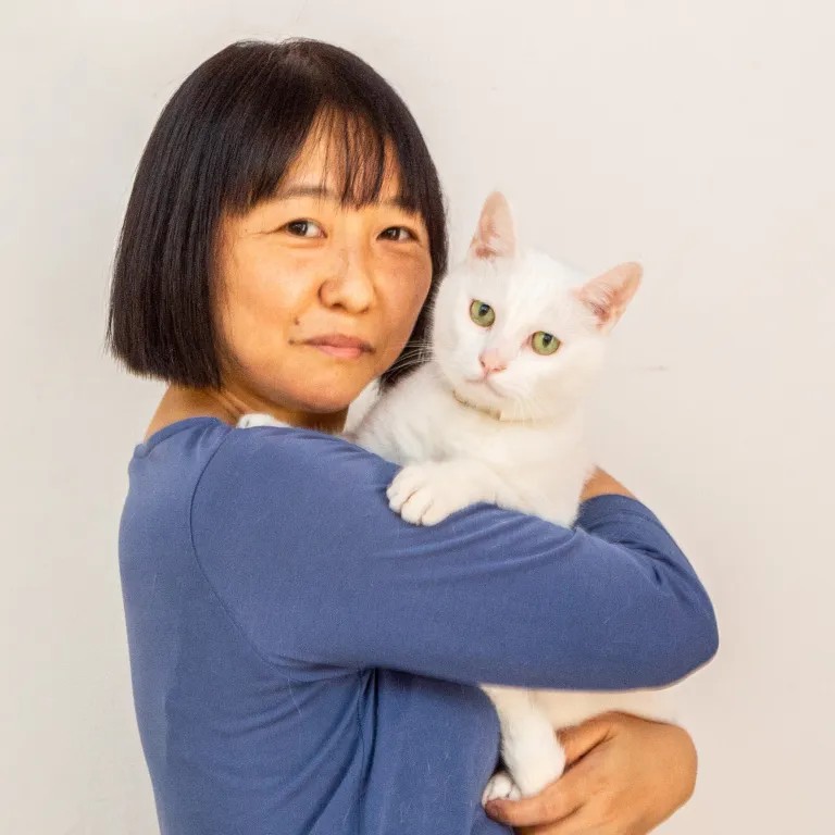 いしまるあきこ